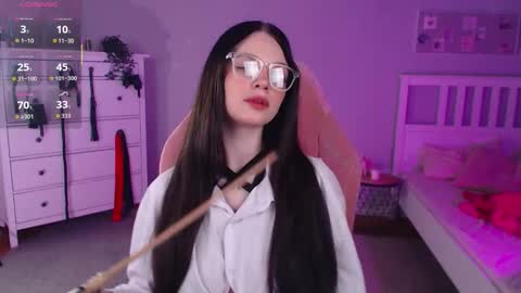 Kate online show from 10.16.25