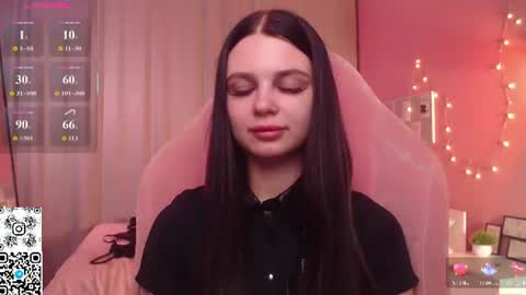 Snapshot of michela_fruet chatting on 06.14.26 Kate online show from 06.14.26