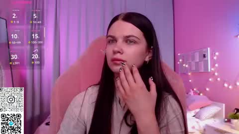 Snapshot of michela_fruet chatting on 06.27.26 Kate online show from 06.27.26