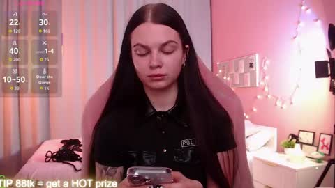 Snapshot of michela_fruet chatting on 06.29.26 Kate online show from 06.29.26
