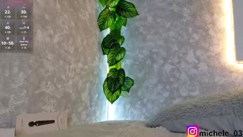 melannie   follow my new page online show from 11.27.25