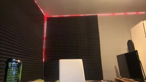 Snapshot of michelemagnetico chatting on 10.26.25 michelemagnetico online show from 10.26.25