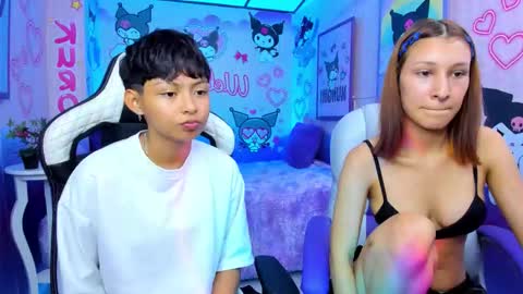 Snapshot of michell__petit_ chatting on 09.28.25 michell__petit_ online show from 09.28.25