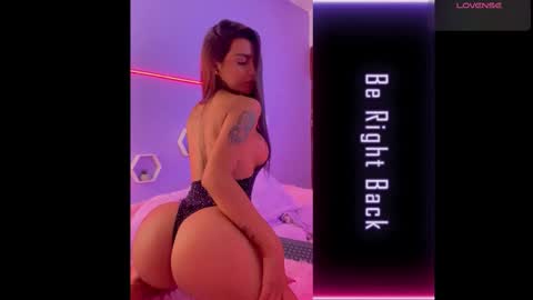 Snapshot of michelle_madson_ chatting on 10.28.25 michelle_madson_ online show from 10.28.25