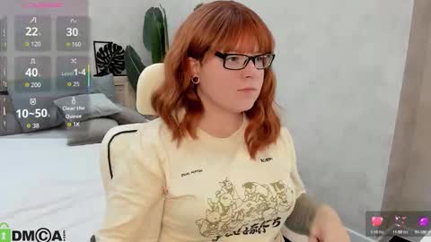 Snapshot of michelle_wilsson chatting on 10.14.25 Michelle online show from 10.14.25