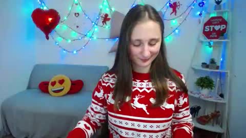 Snapshot of michellee11 chatting on 02.04.26 Michel online show from 02.04.26