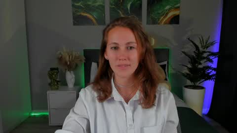 MichelleOrtis online show from 12.04.24