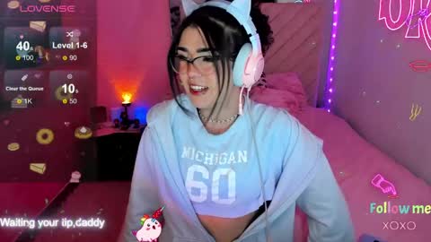   online show from 04.23.26