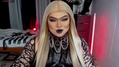 Snapshot of michellevixen921 chatting on 09.22.25 Michelle online show from 09.22.25