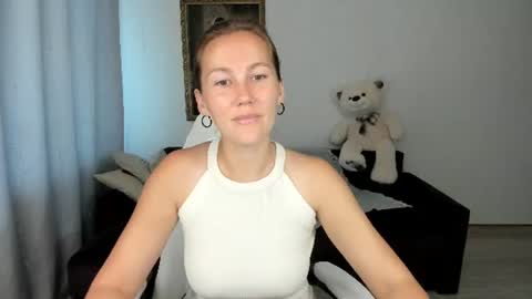 Snapshot of michellewoitsik chatting on 07.05.26 Michelle online show from 07.05.26