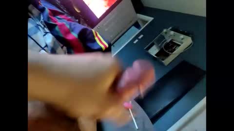 Snapshot of michelparent35 chatting on 11.06.25 michelparent35 online show from 11.06.25