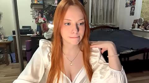 Snapshot of michelsogol chatting on 02.19.26 Foxy online show from 02.19.26