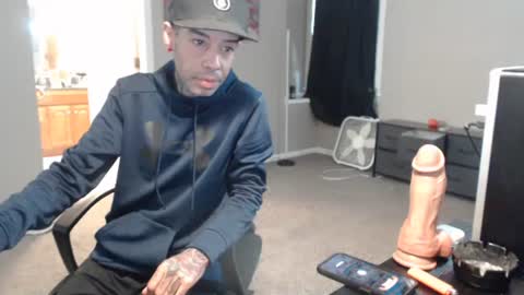 Snapshot of michigan9000 chatting on 10.13.25 michigan9000 online show from 10.13.25