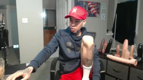 Snapshot of michigan9000 chatting on 10.30.25 michigan9000 online show from 10.30.25