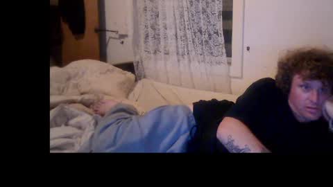 Snapshot of mickeyy4u chatting on 05.20.26 mickeyy4u online show from 05.20.26