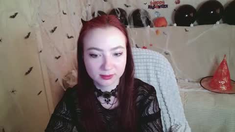 Snapshot of mickywood chatting on 11.01.25 Micky online show from 11.01.25