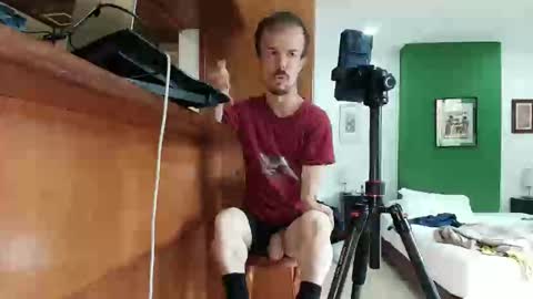 Snapshot of midgettripod1 chatting on 05.02.26 Aaron online show from 05.02.26