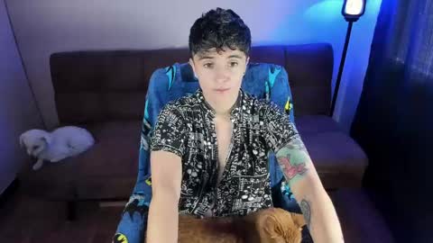 Snapshot of midnight07_ chatting on 09.30.25 Blue online show from 09.30.25