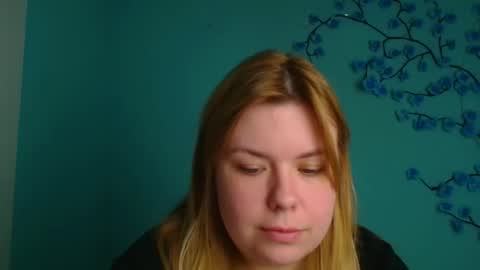 Snapshot of midnightmariana chatting on 04.24.26 Mariana online show from 04.24.26
