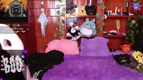 Midori 7u7 online show from 10.28.25