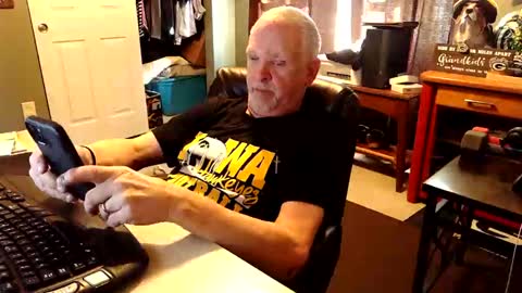 Snapshot of midwestdad09 chatting on 11.07.25 midwestdad09 online show from 11.07.25