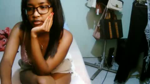 miel_07 online show from 03.02.26