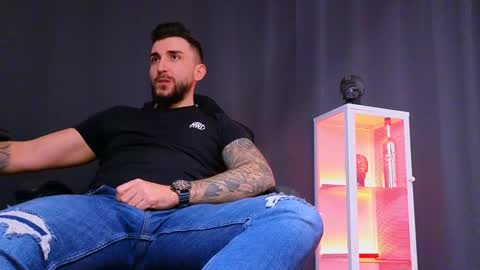 MightyAaron online show from 01.15.25