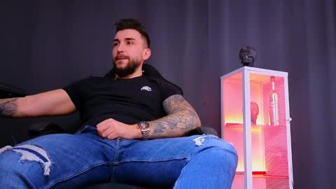 MightyAaron online show from 01.17.25