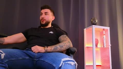 MightyAaron online show from 01.19.25