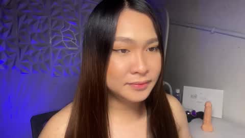 Snapshot of mightysucker_alexa chatting on 11.10.25 mightysucker_alexa online show from 11.10.25