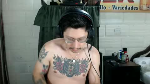 Snapshot of miguel__98 chatting on 06.26.26 Miguel Independent Model online show from 06.26.26
