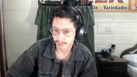 Snapshot of miguel__98 chatting on 07.18.26 Miguel Independent Model online show from 07.18.26