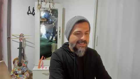 Snapshot of miguel_angeel_ chatting on 06.01.26 Miguel Angel online show from 06.01.26