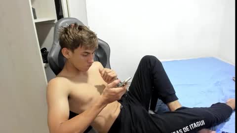 Miguel Hernandez online show from 11.05.25