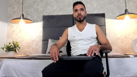 miguelsanfrancisco online show from 09.28.25