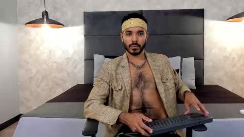 miguelsanfrancisco online show from 12.02.25