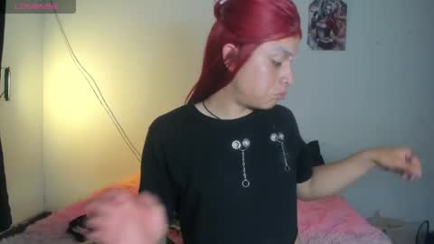 Snapshot of mihaa_adams chatting on 05.05.26 MIHAA-ADAMS online show from 05.05.26
