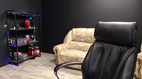 Snapshot of mihasikd chatting on 01.13.25 Misha Winchester online show from 01.13.25