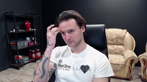 Snapshot of mihasikd chatting on 01.17.25 Misha Winchester online show from 01.17.25