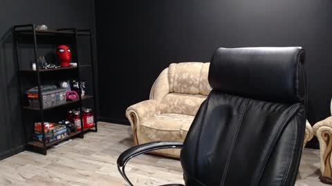 Snapshot of mihasikd chatting on 01.30.25 Misha Winchester online show from 01.30.25