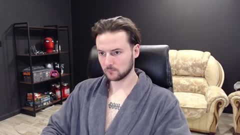 Snapshot of mihasikd chatting on 02.05.25 Misha Winchester online show from 02.05.25