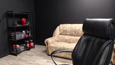 Snapshot of mihasikd chatting on 02.05.25 Misha Winchester online show from 02.05.25