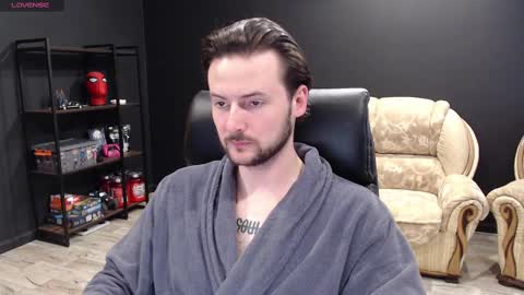 Snapshot of mihasikd chatting on 03.11.25 Misha Winchester online show from 03.11.25