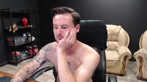 Snapshot of mihasikd chatting on 09.09.25 Misha Winchester online show from 09.09.25