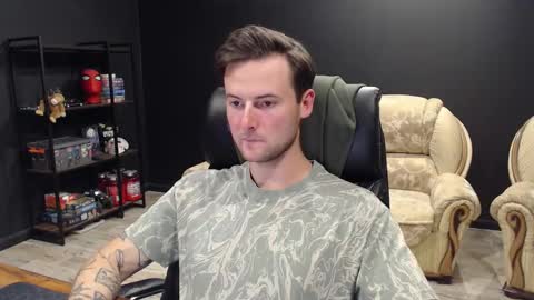 Snapshot of mihasikd chatting on 09.20.25 Misha Winchester online show from 09.20.25