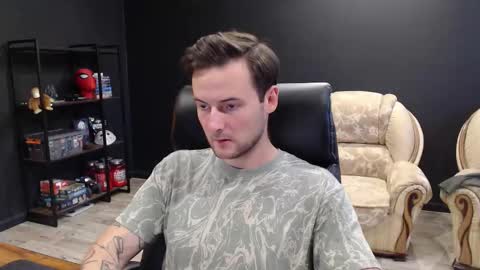 Snapshot of mihasikd chatting on 09.22.25 Misha Winchester online show from 09.22.25