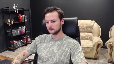 Snapshot of mihasikd chatting on 10.01.25 Misha Winchester online show from 10.01.25