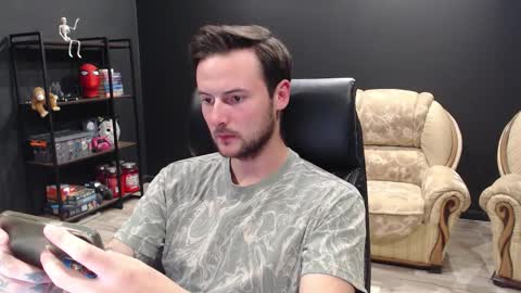 Snapshot of mihasikd chatting on 10.03.25 Misha Winchester online show from 10.03.25