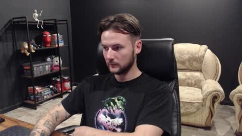 Snapshot of mihasikd chatting on 10.14.25 Misha Winchester online show from 10.14.25