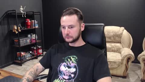 Snapshot of mihasikd chatting on 10.15.25 Misha Winchester online show from 10.15.25